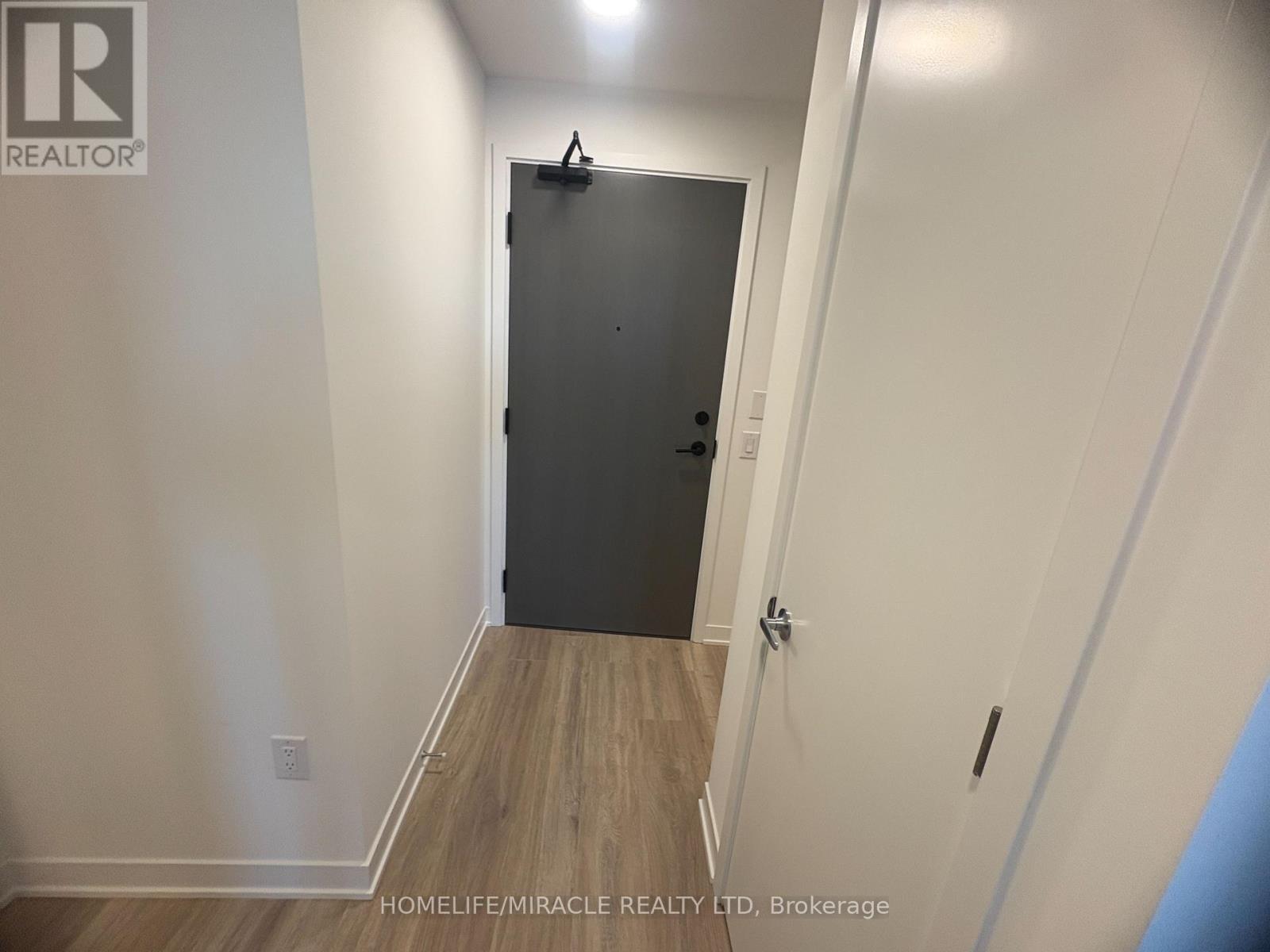 827 - 20 All Nations Drive, Brampton, ON - Indoor Photo Showing Other Room