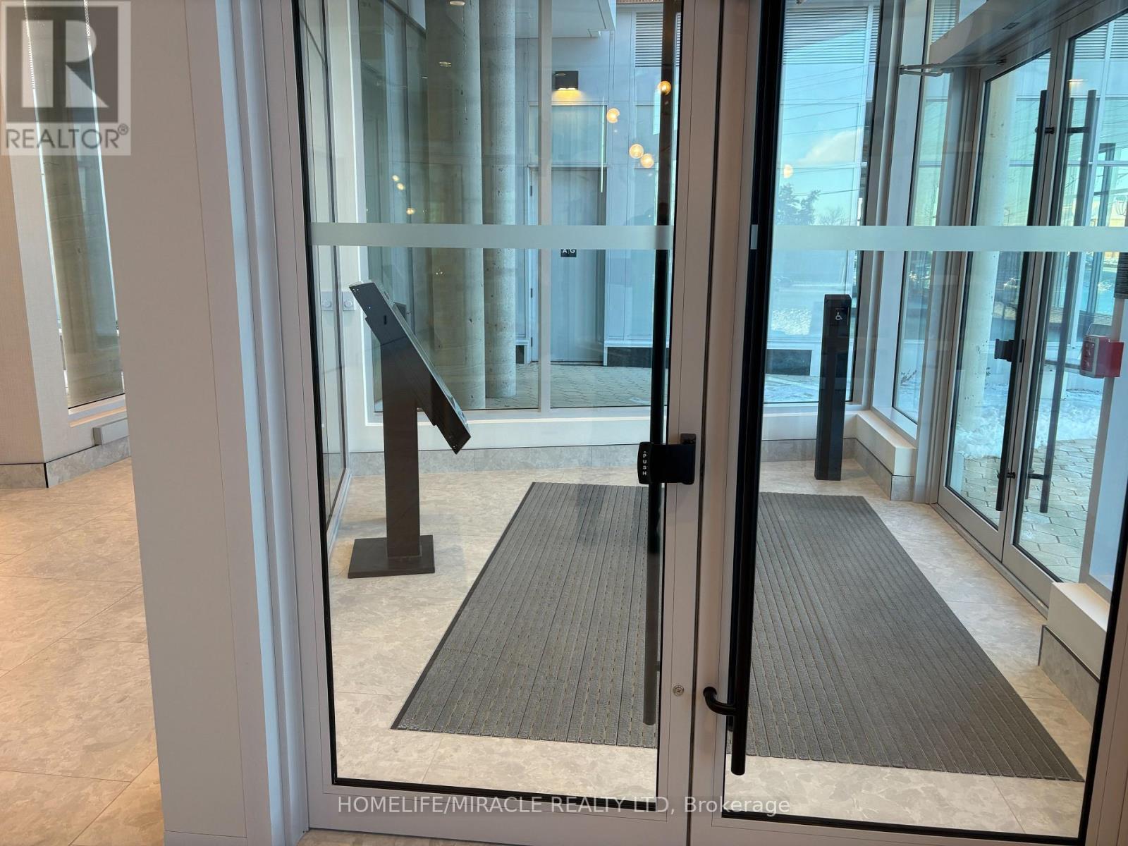 827 - 20 All Nations Drive, Brampton, ON - Photo Showing Other Room