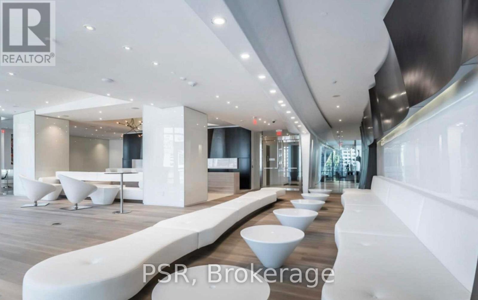 410 - 1 Bloor Street E, Toronto, ON - Indoor Photo Showing Other Room