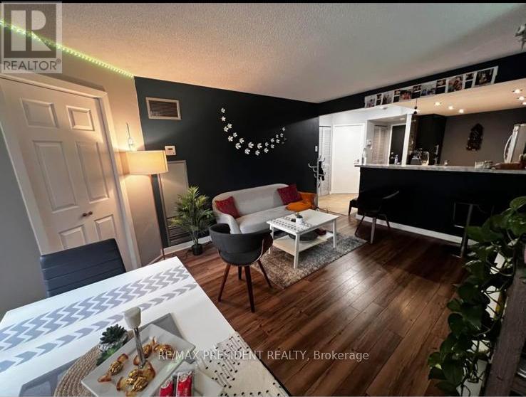 216 - 60 Homewood Avenue, Toronto, ON - Indoor