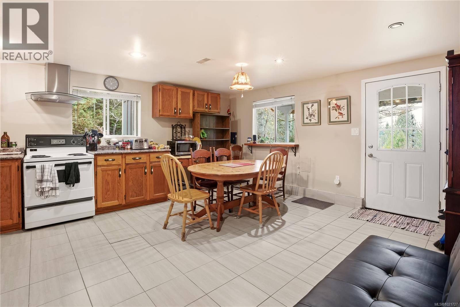 Secondary Suite - 9644 Lakeshore Rd, Port Alberni, BC - Indoor