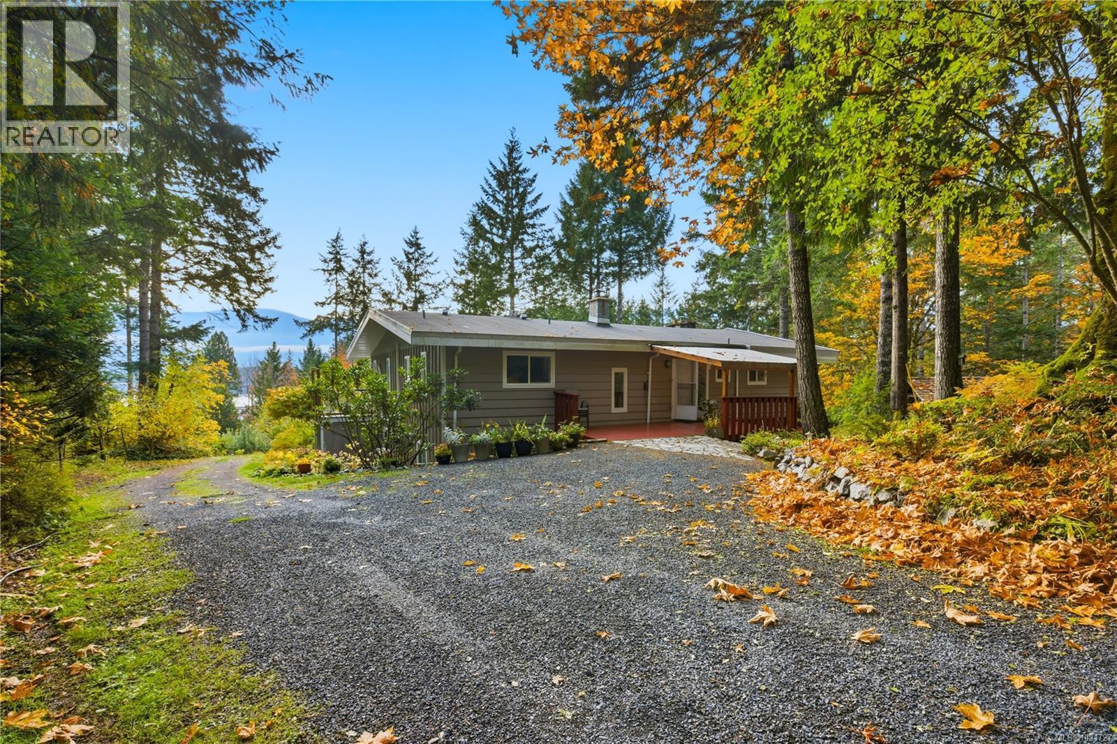 9644 Lakeshore Rd, Port Alberni, BC - Outdoor