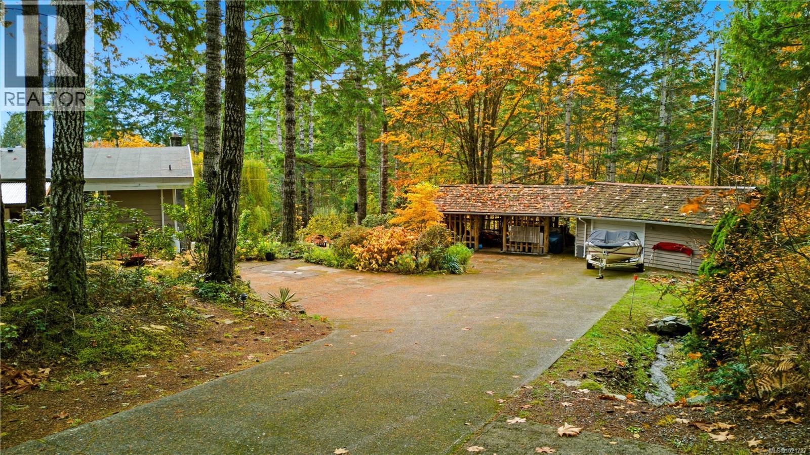 9644 Lakeshore Rd, Port Alberni, BC - Outdoor