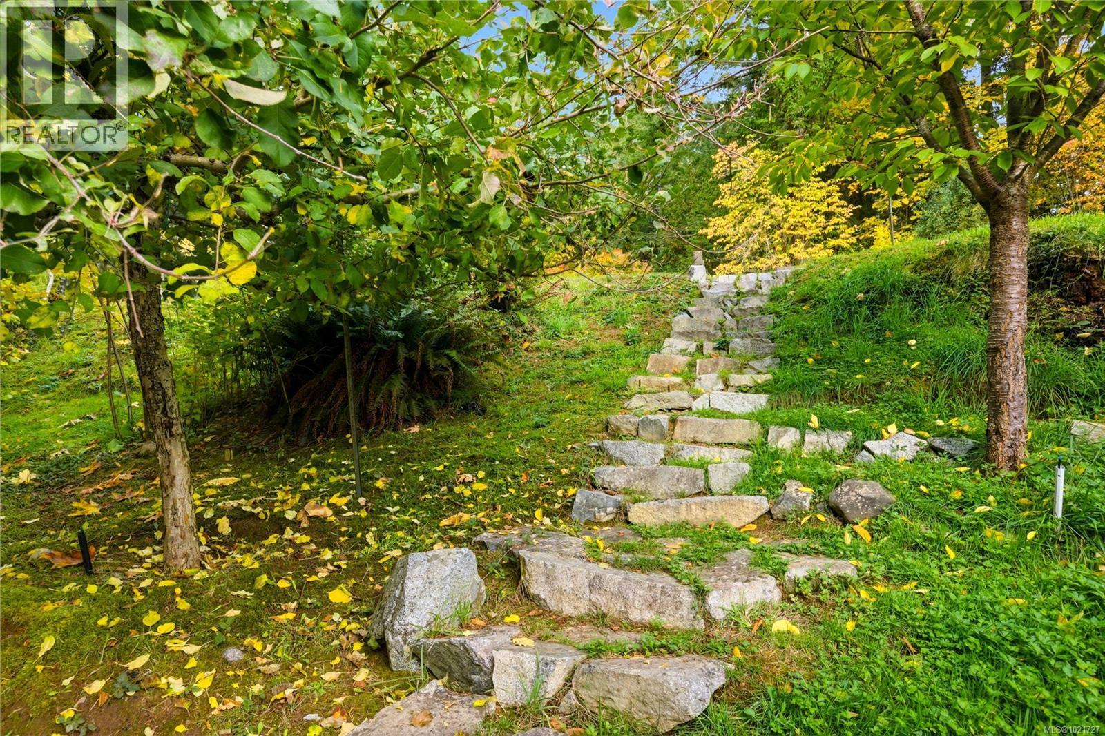 9644 Lakeshore Rd, Port Alberni, BC - Outdoor