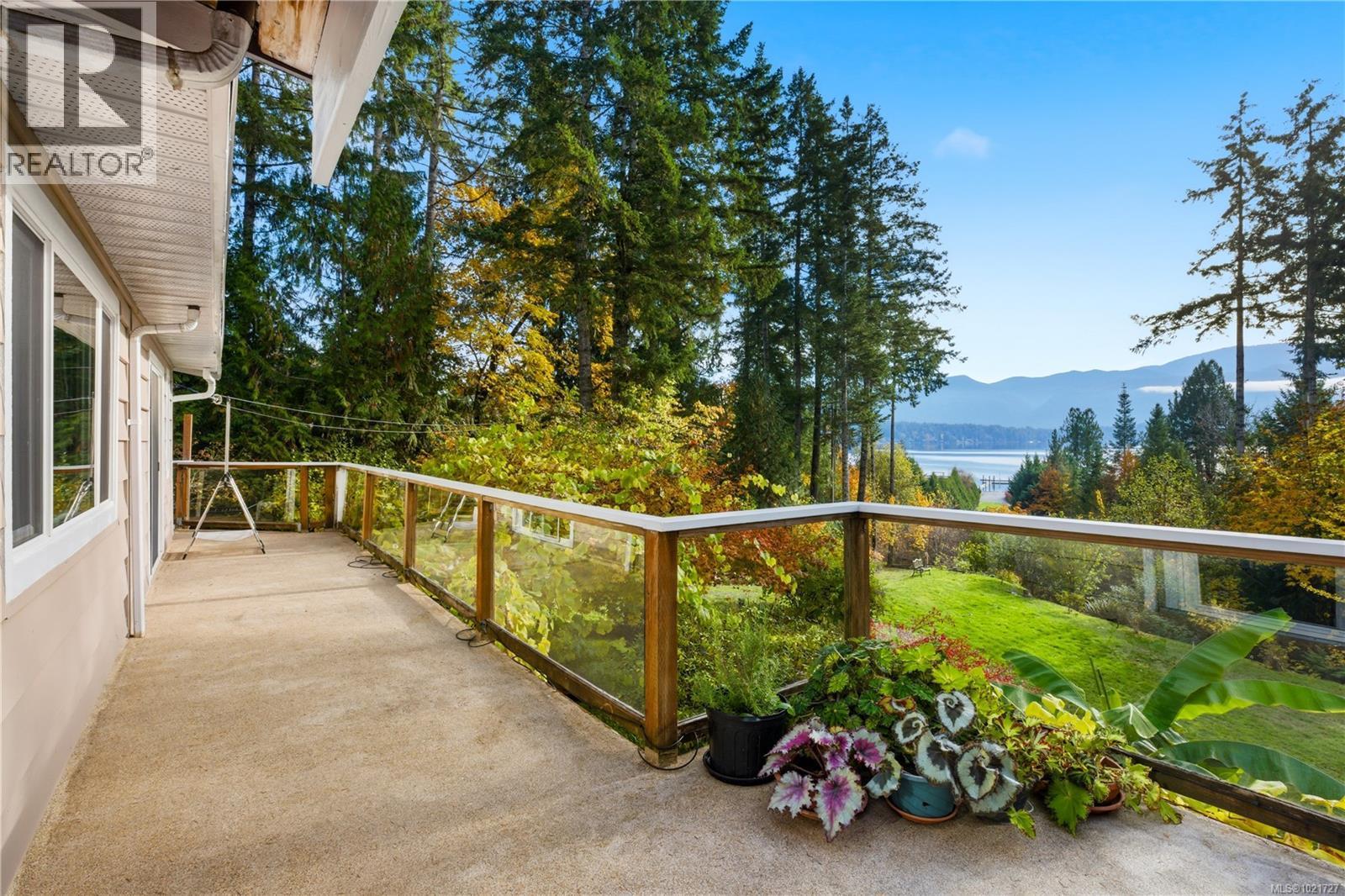 9644 Lakeshore Rd, Port Alberni, BC - Outdoor