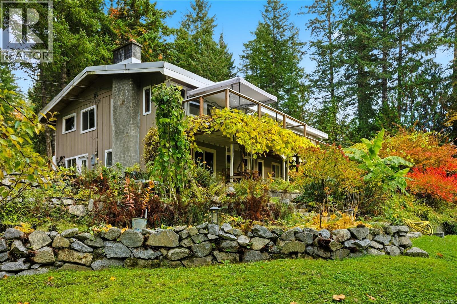 9644 Lakeshore Rd, Port Alberni, BC - Outdoor