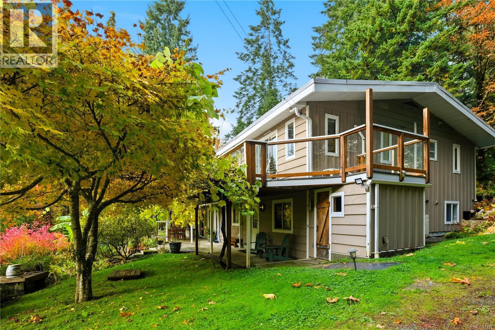 9644 Lakeshore Rd, Port Alberni, BC - Outdoor