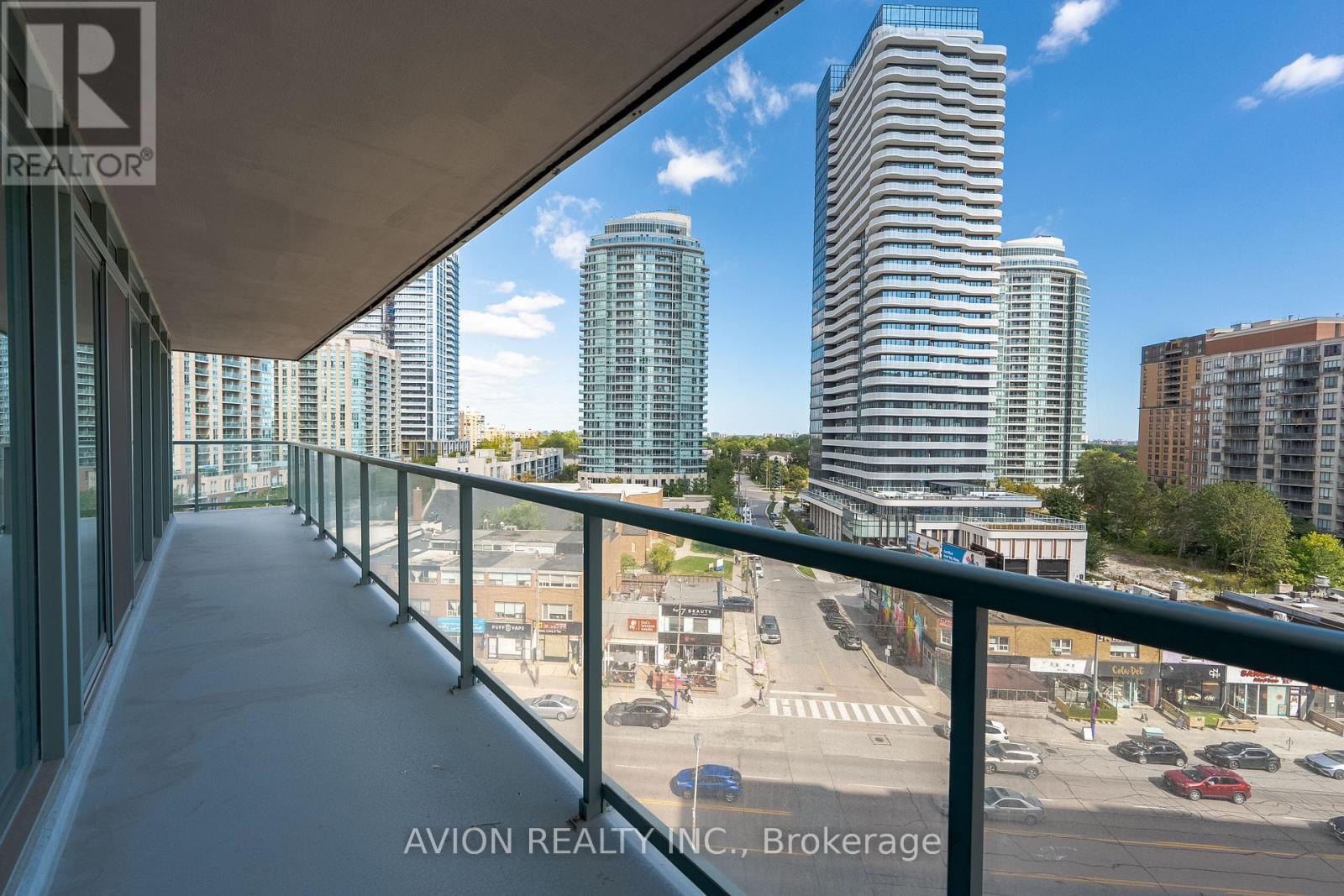 802 - 5500 Yonge Street W, Toronto, ON - Outdoor