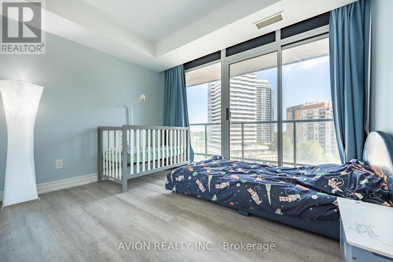 802 - 5500 Yonge Street W, Toronto, ON - Indoor Photo Showing Bedroom