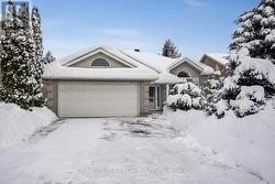 55 BLOXHAM PLACE Barrie, ON L4N 9K2