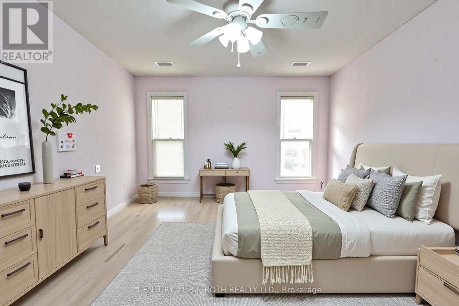 55 Bloxham Place, Barrie, ON - Indoor Photo Showing Bedroom