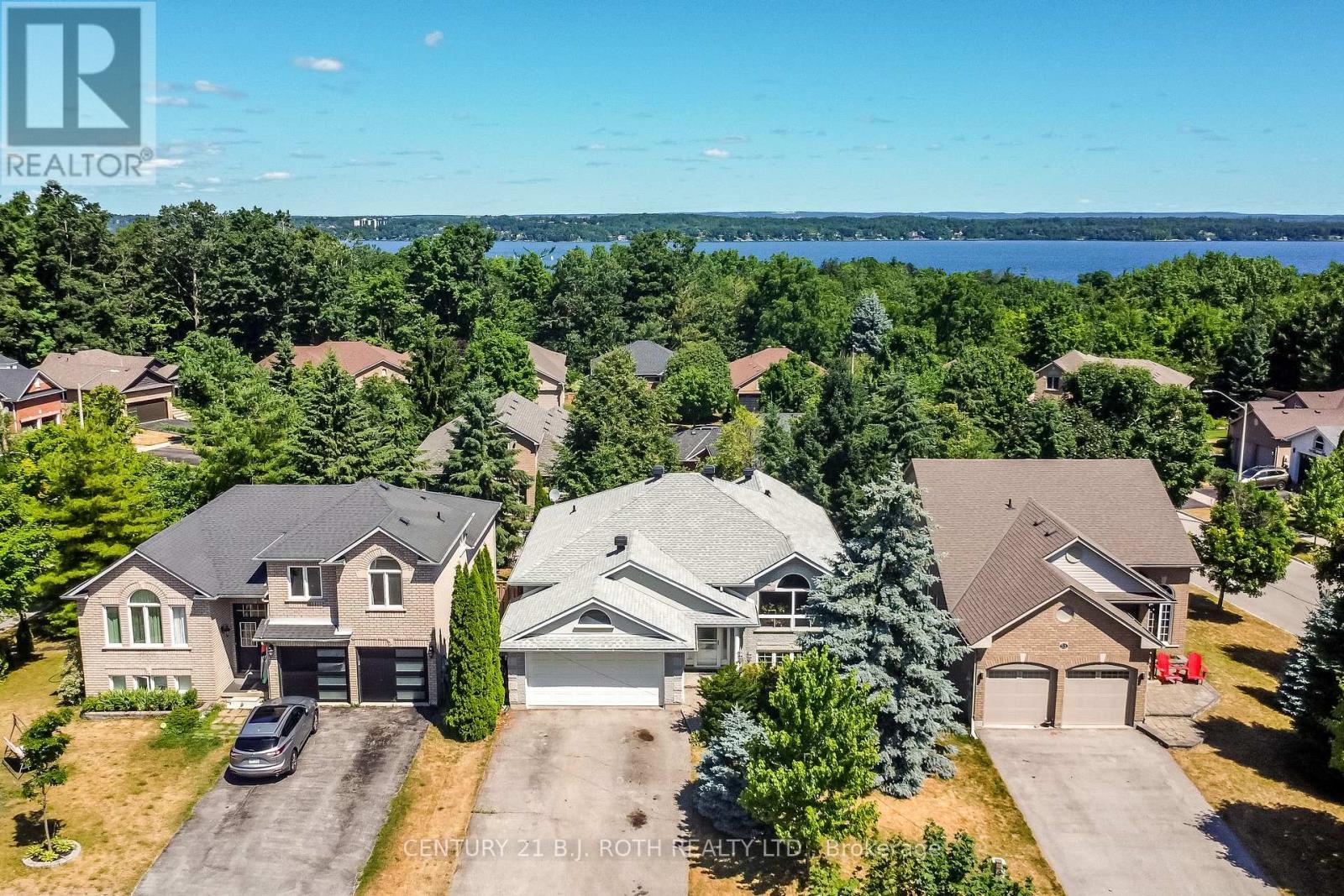 55 Bloxham Place, Barrie, ON - Outdoor With Body Of Water With Facade