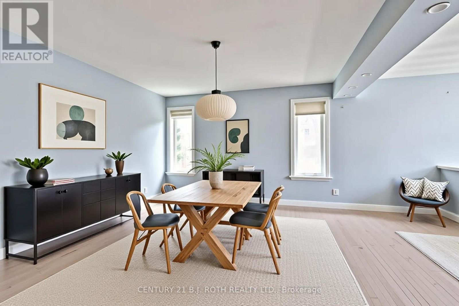 55 Bloxham Place, Barrie, ON - Indoor Photo Showing Dining Room