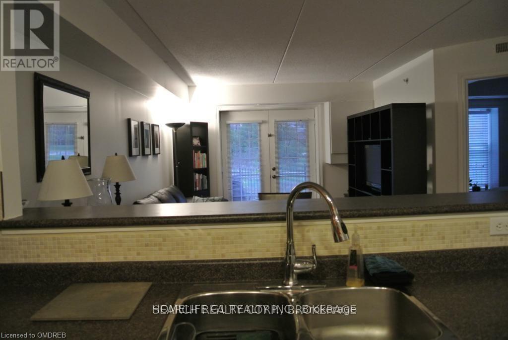 103 - 1490 Bishops Gate, Oakville, ON