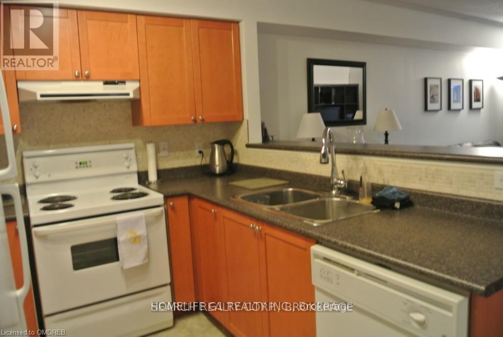 103 - 1490 Bishops Gate, Oakville, ON