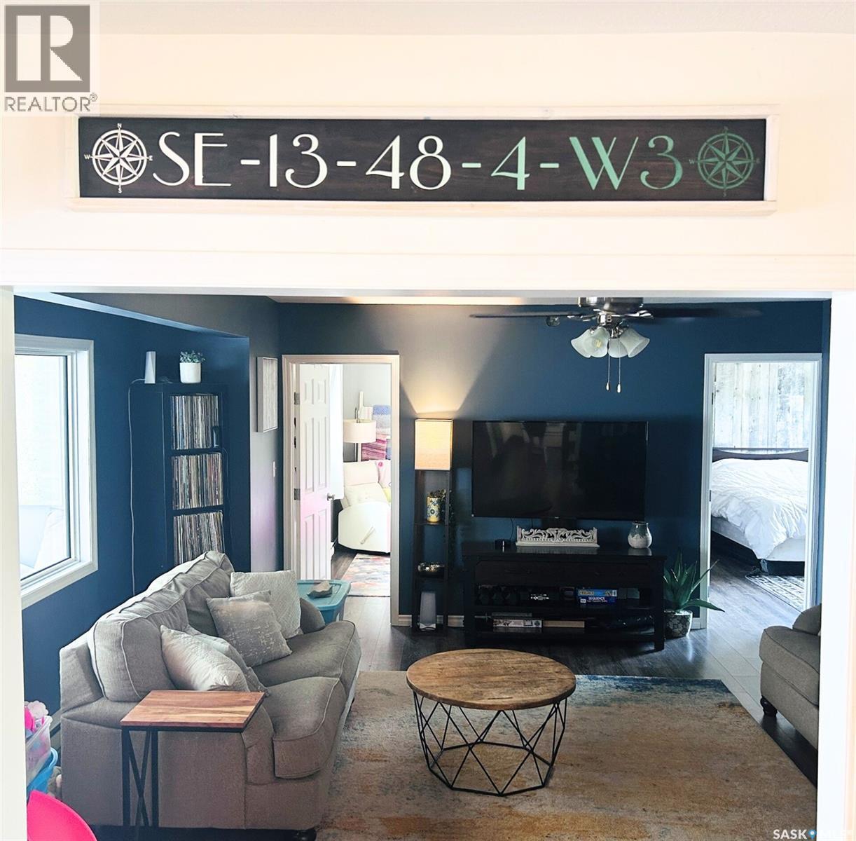 Smith Honoroski Acreage, Leask Rm No. 464, SK - Indoor Photo Showing Living Room