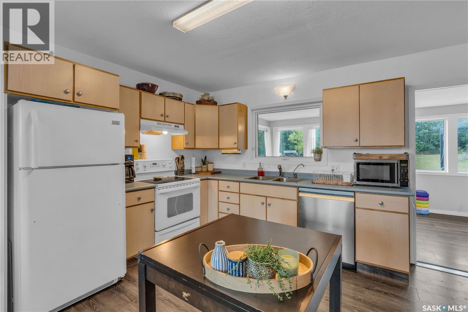 Smith Honoroski Acreage, Leask Rm No. 464, SK - Indoor Photo Showing Kitchen With Double Sink