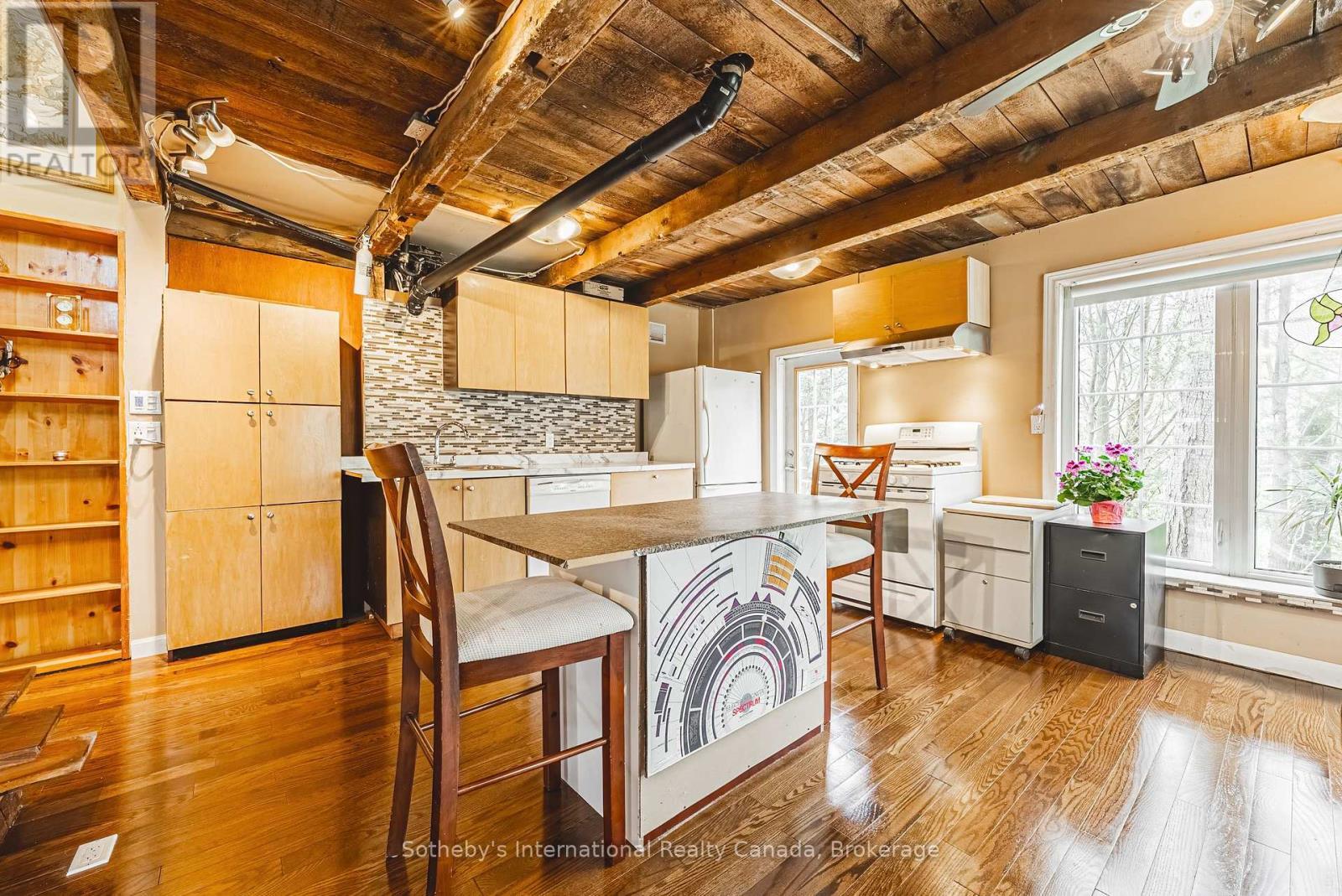 1680 Old Brock Street, Norfolk (Vittoria), ON - Indoor