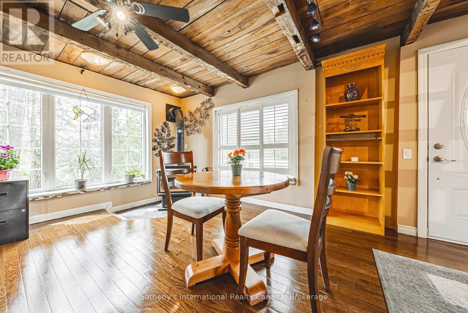 1680 Old Brock Street, Norfolk (Vittoria), ON - Indoor