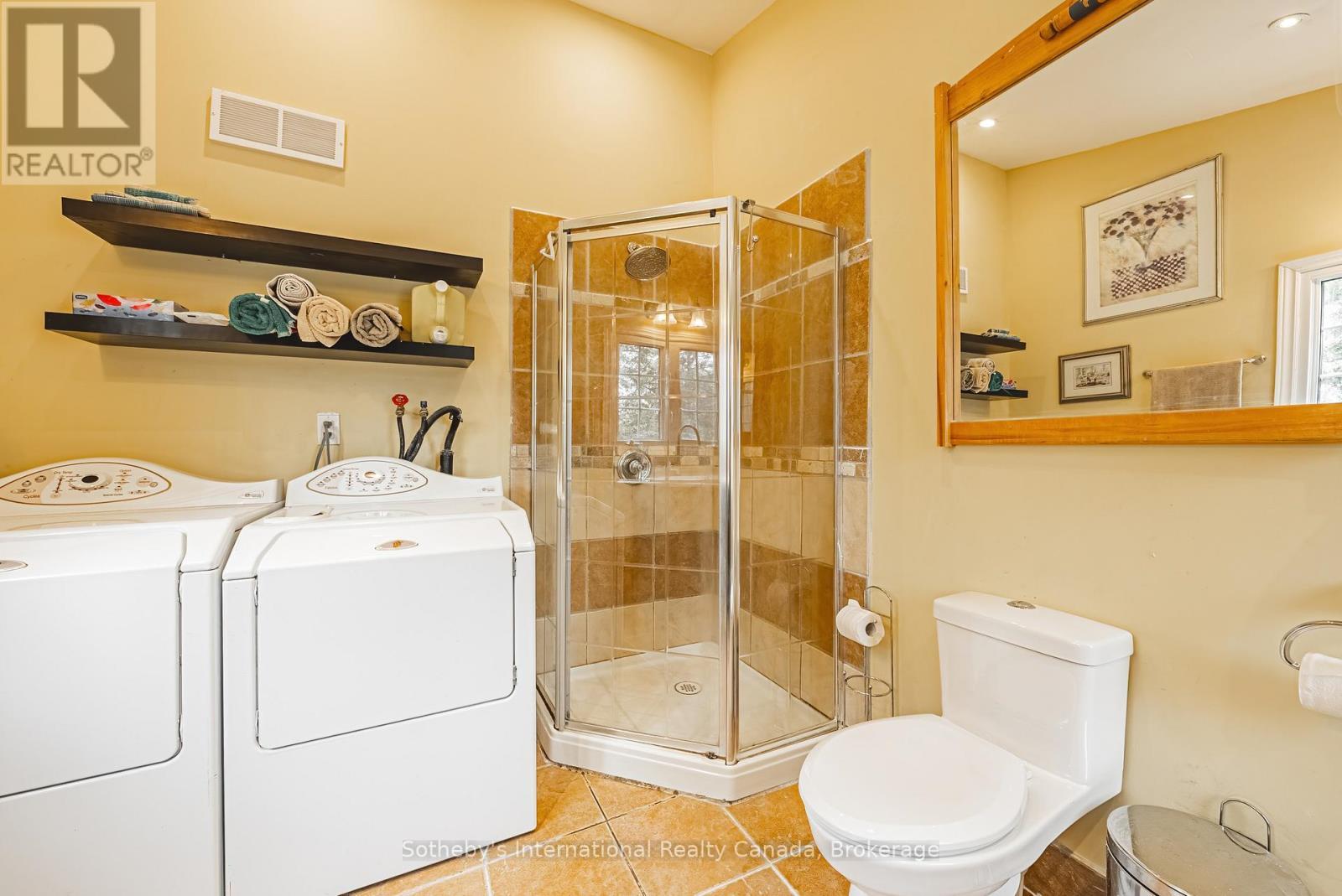 1680 Old Brock Street, Norfolk (Vittoria), ON - Indoor