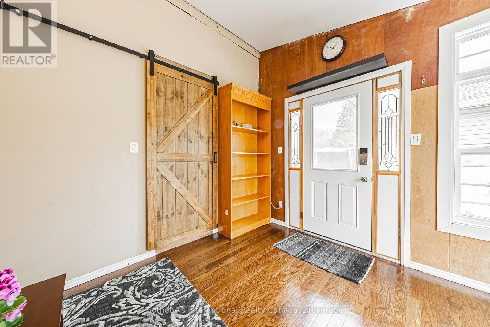 1680 Old Brock Street, Norfolk (Vittoria), ON - Indoor Photo Showing Other Room