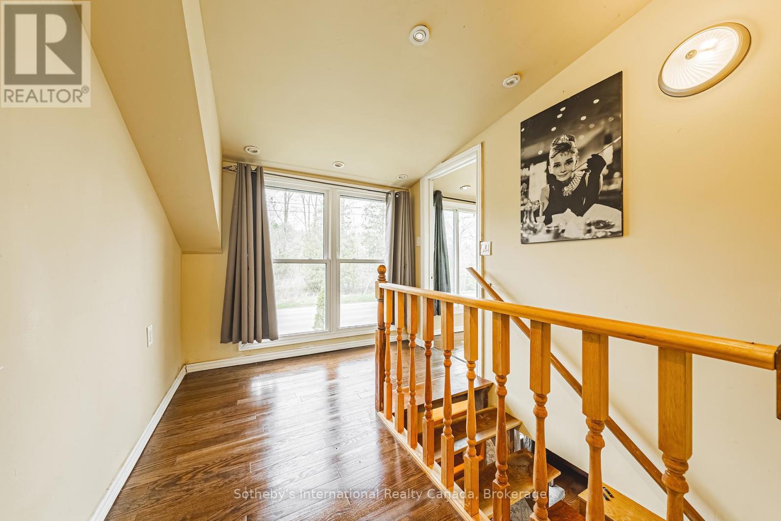 1680 Old Brock Street, Norfolk (Vittoria), ON - Indoor Photo Showing Other Room