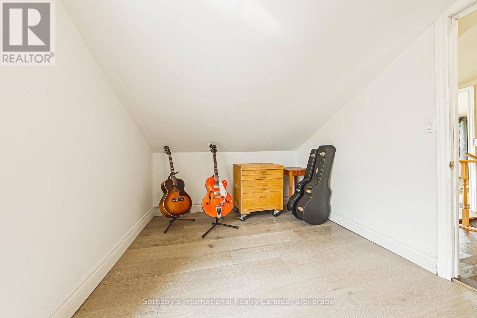 1680 Old Brock Street, Norfolk (Vittoria), ON - Indoor Photo Showing Other Room