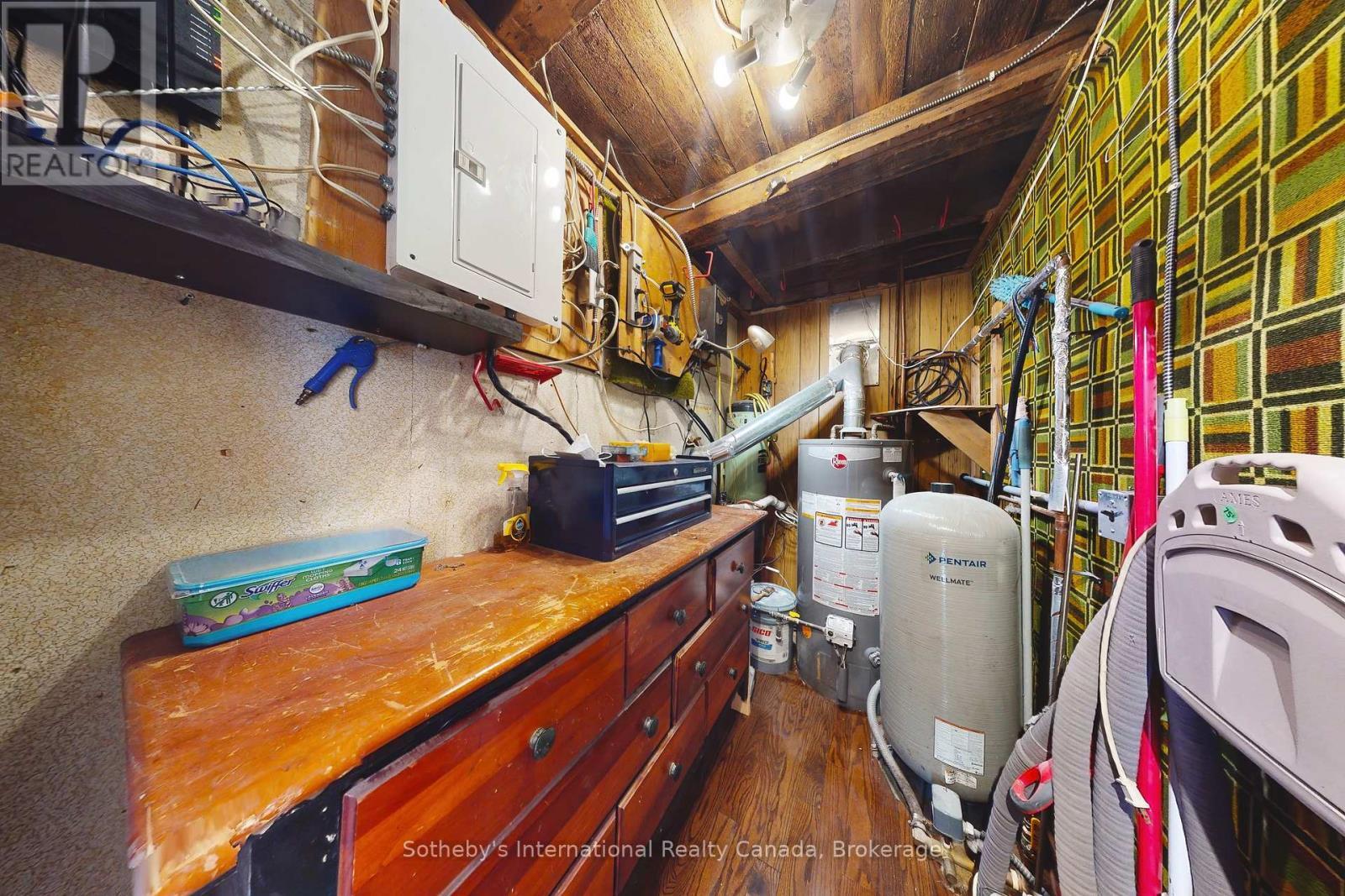 1680 Old Brock Street, Norfolk (Vittoria), ON - Indoor