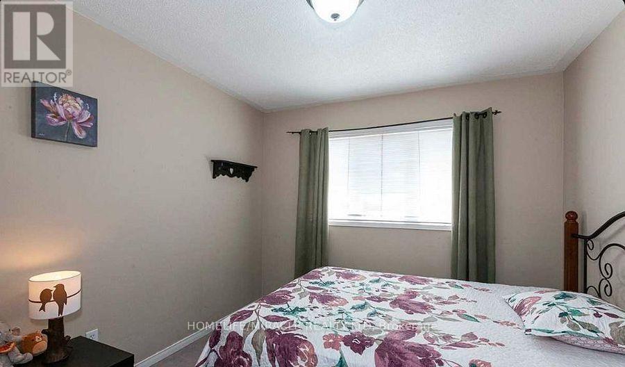 36 Bramcedar Crescent, Brampton, ON - Indoor Photo Showing Bedroom