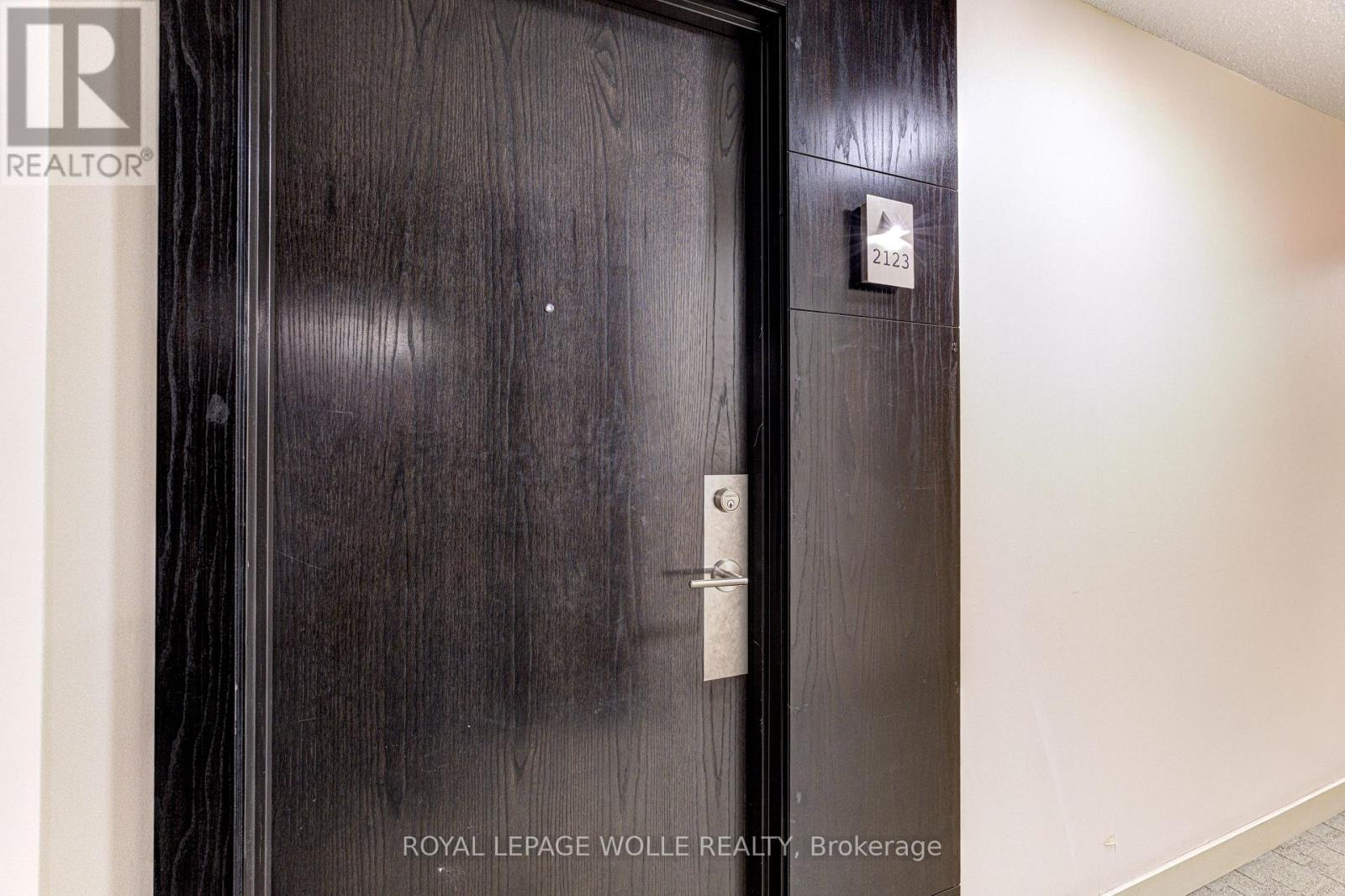 2123 - 500 Doris Avenue, Toronto, ON - Indoor Photo Showing Other Room