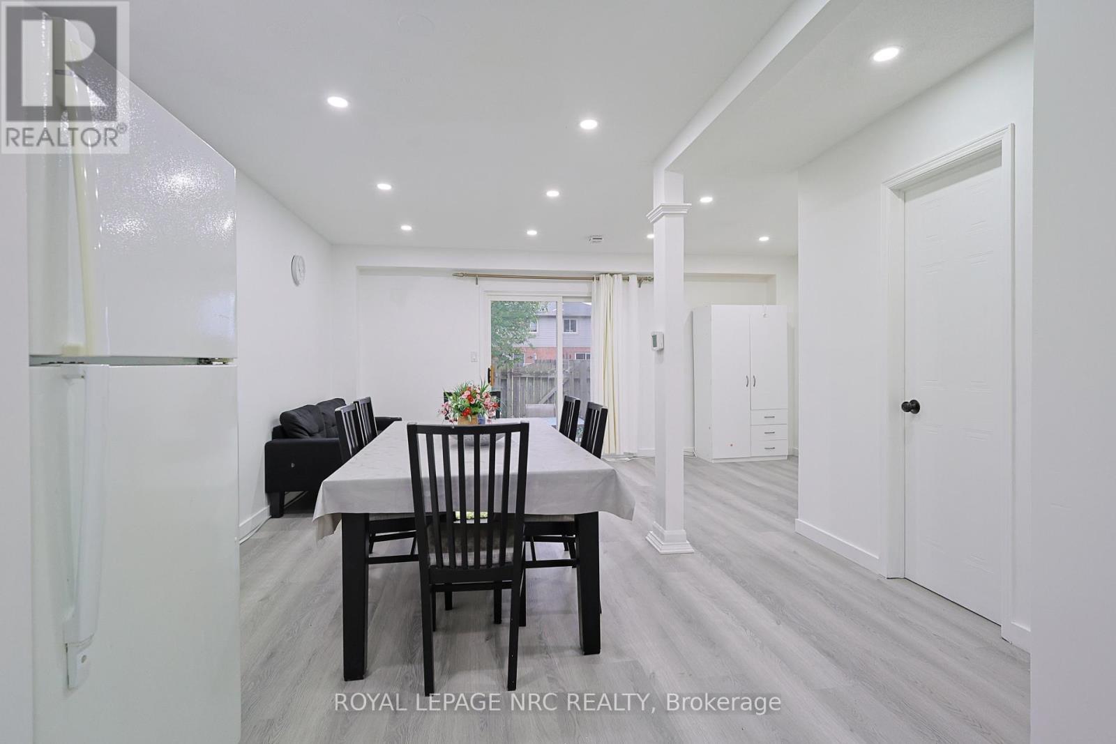 70 - 65 Dorchester Boulevard, St. Catharines (Carlton/Bunting), ON - Indoor Photo Showing Dining Room
