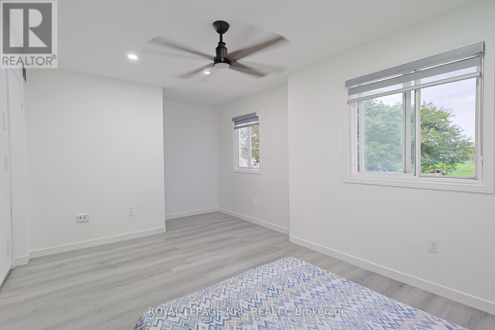 70 - 65 Dorchester Boulevard, St. Catharines (Carlton/Bunting), ON - Indoor