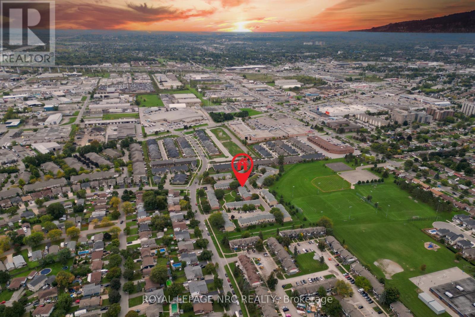 70 - 65 Dorchester Boulevard, St. Catharines (Carlton/Bunting), ON - Outdoor With View