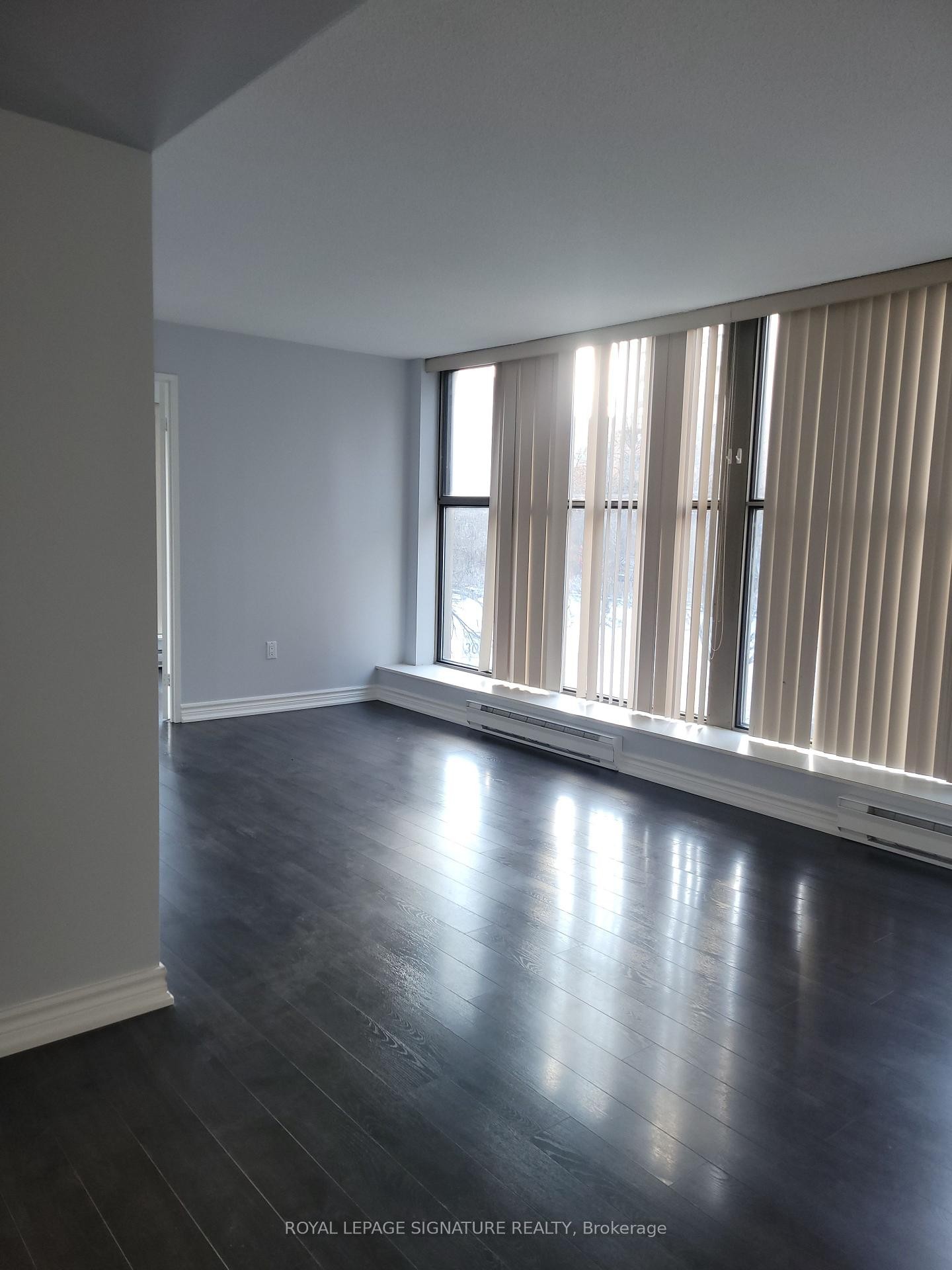 302-65 Scadding Avenue, Toronto, ON - Indoor