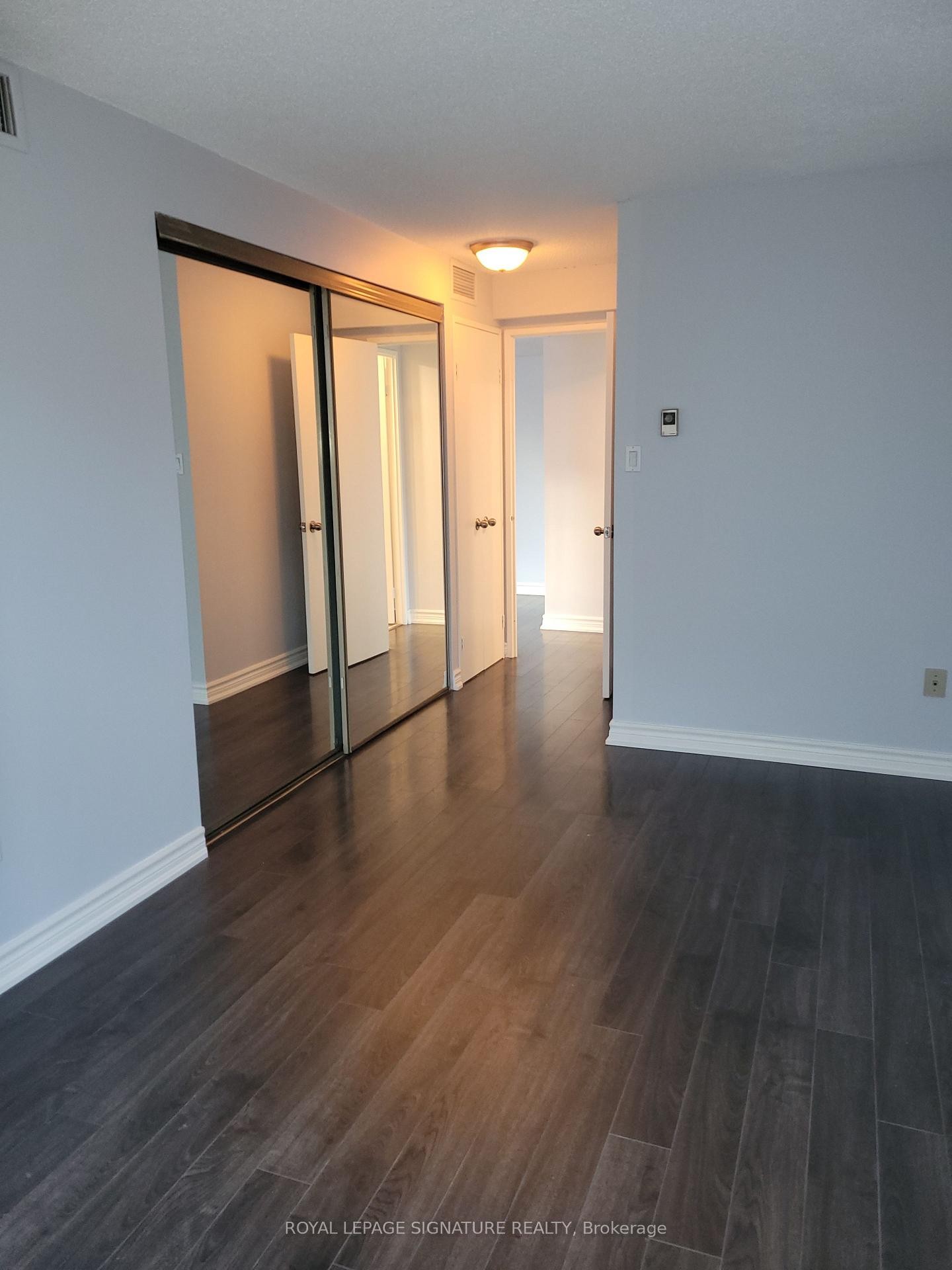 302-65 Scadding Avenue, Toronto, ON - Indoor Photo Showing Other Room