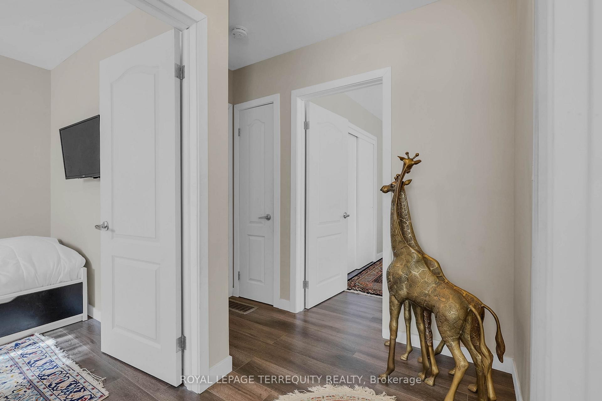 25 Bailey Crescent, Aurora, ON