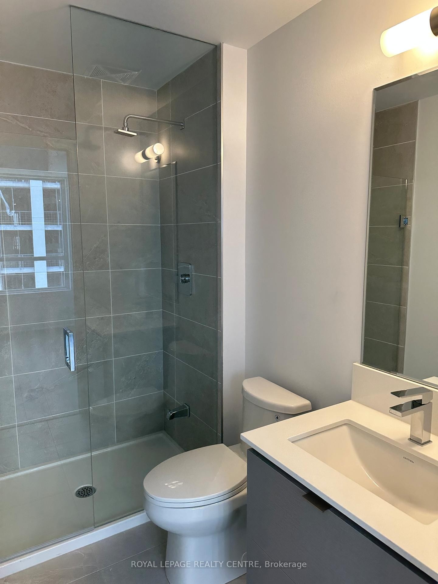 1903-36 Elm Drive W, Mississauga, ON - Indoor Photo Showing Bathroom