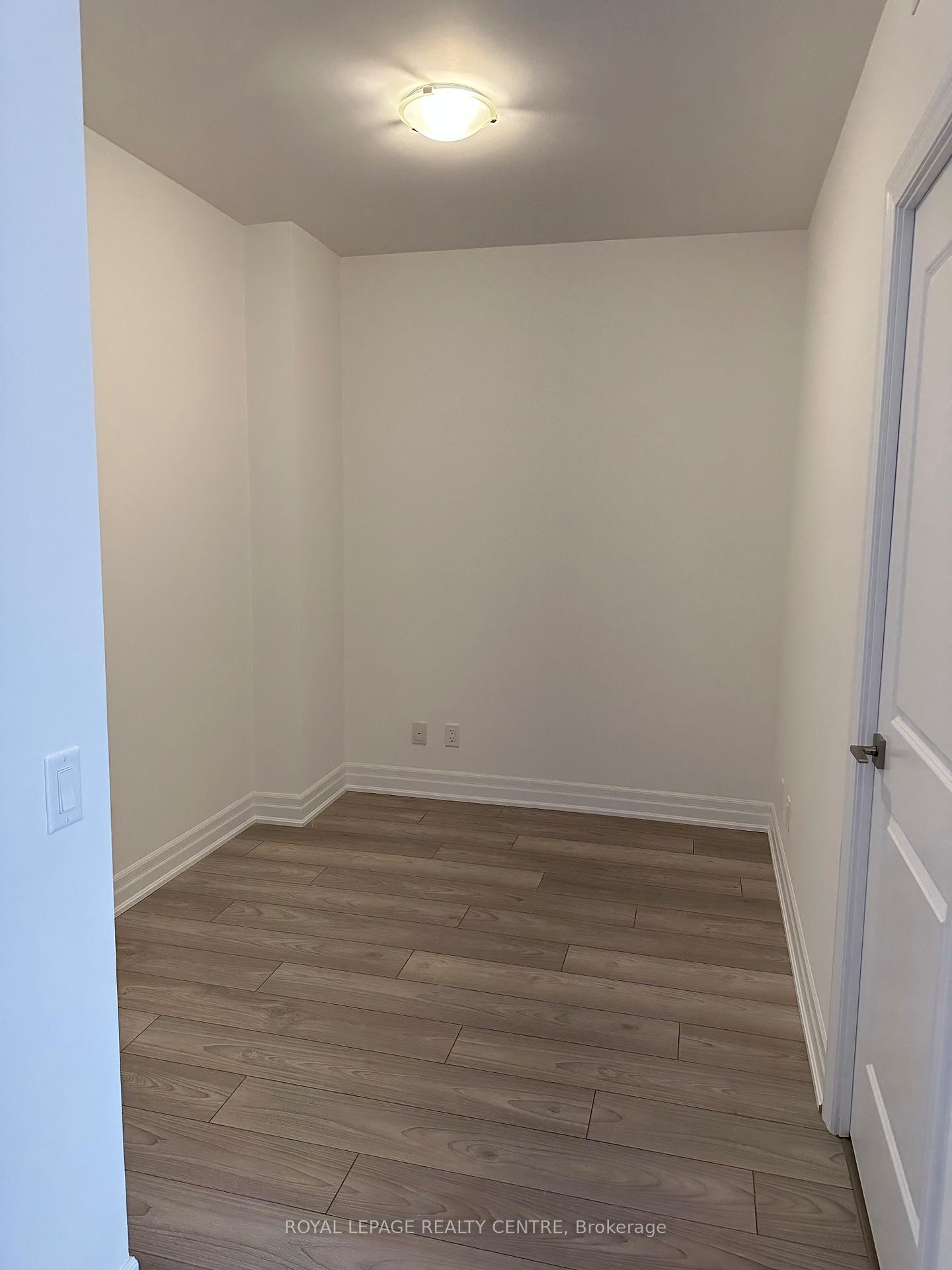 1903-36 Elm Drive W, Mississauga, ON - Indoor Photo Showing Other Room