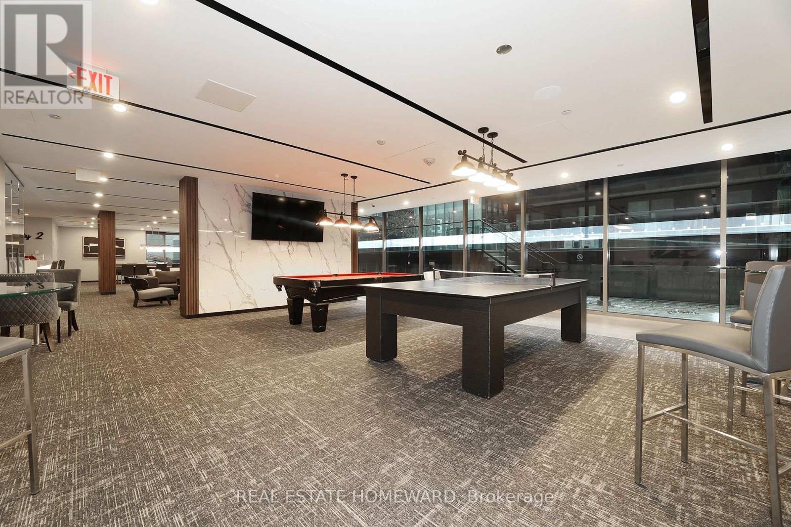 520 - 32 Trolley Crescent, Toronto, ON - Indoor Photo Showing Other Room