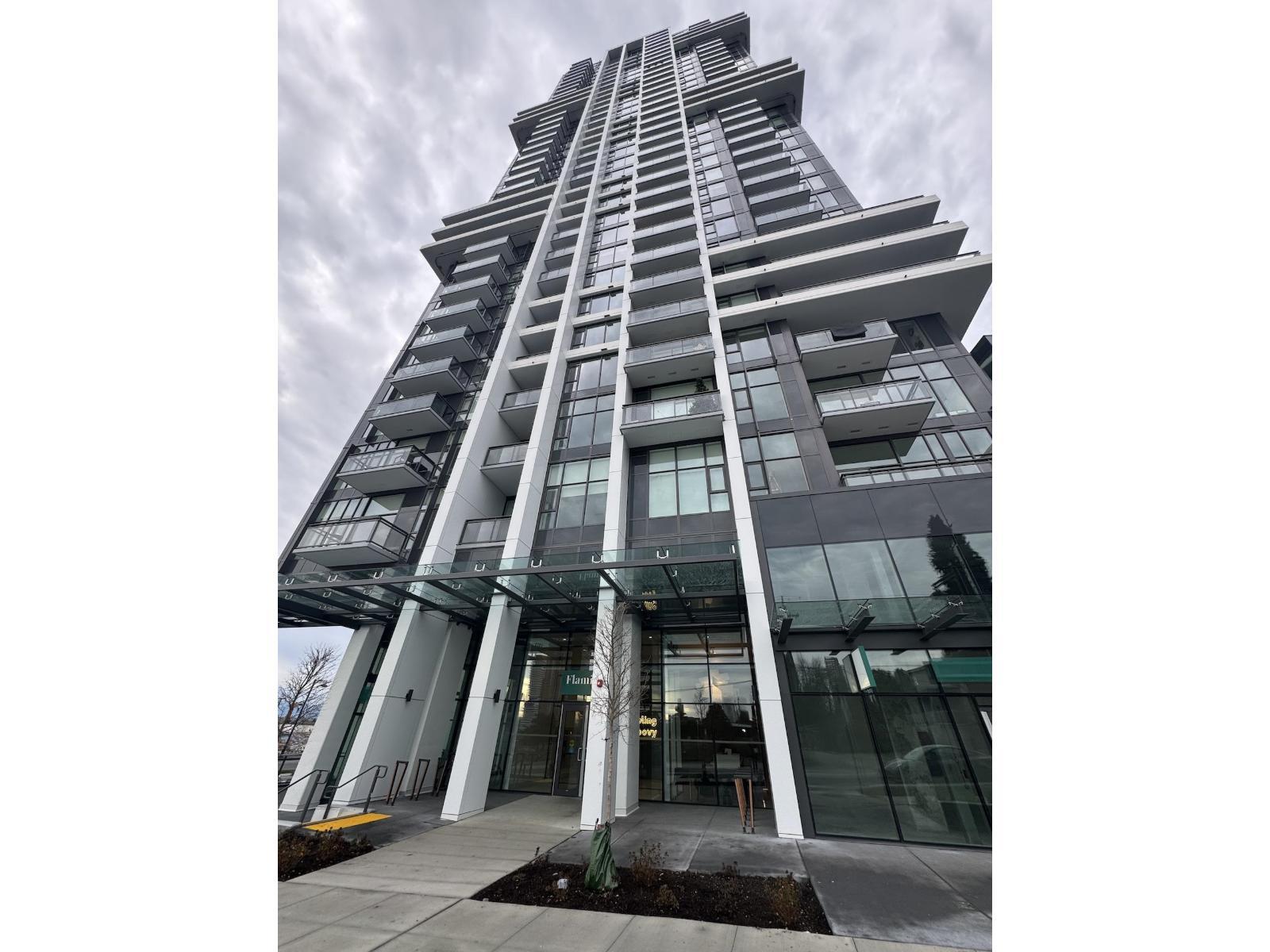 604 13675 107A Avenue, Surrey, BC - Outdoor With Balcony With Facade
