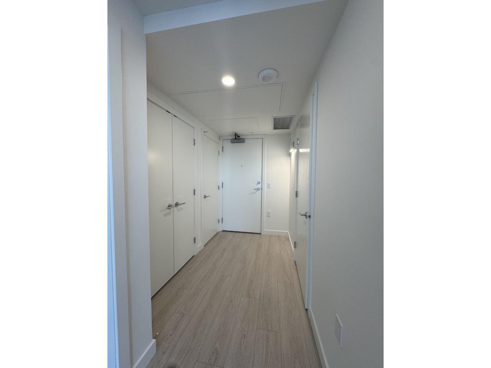 604 13675 107A Avenue, Surrey, BC - Indoor Photo Showing Other Room