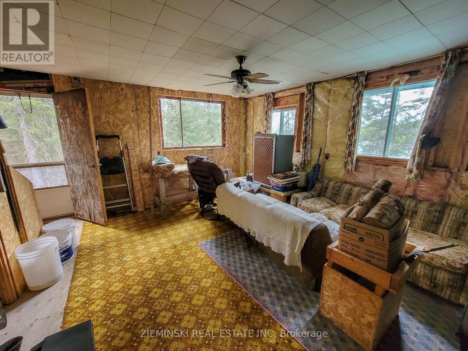 24217 Parcel, Timiskaming (Tim - Outside - Rural), ON - Indoor Photo Showing Living Room