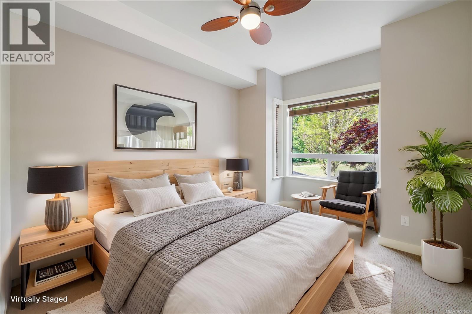 210 201 Nursery Hill Dr, View Royal, BC - Indoor Photo Showing Bedroom