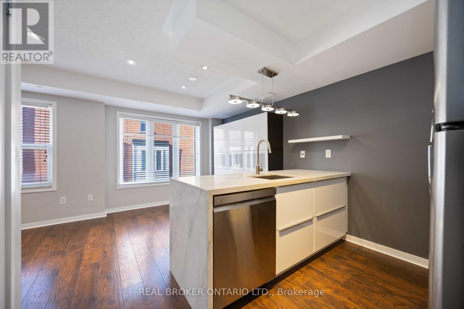 6 - 23 Frances Loring Lane, Toronto, ON - Indoor Photo Showing Kitchen