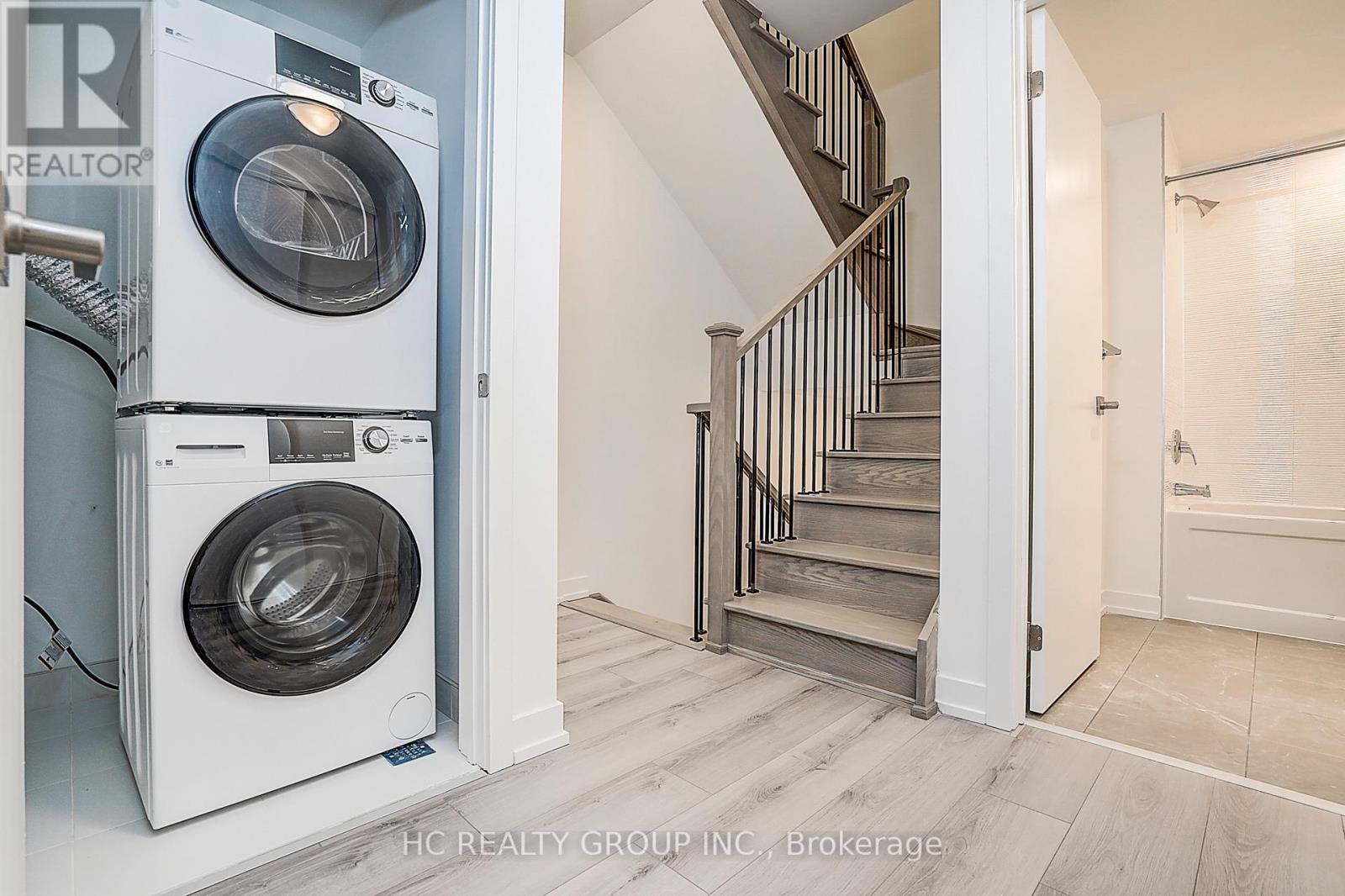 36 - 30 Calamint Lane, Toronto, ON - Indoor Photo Showing Laundry Room