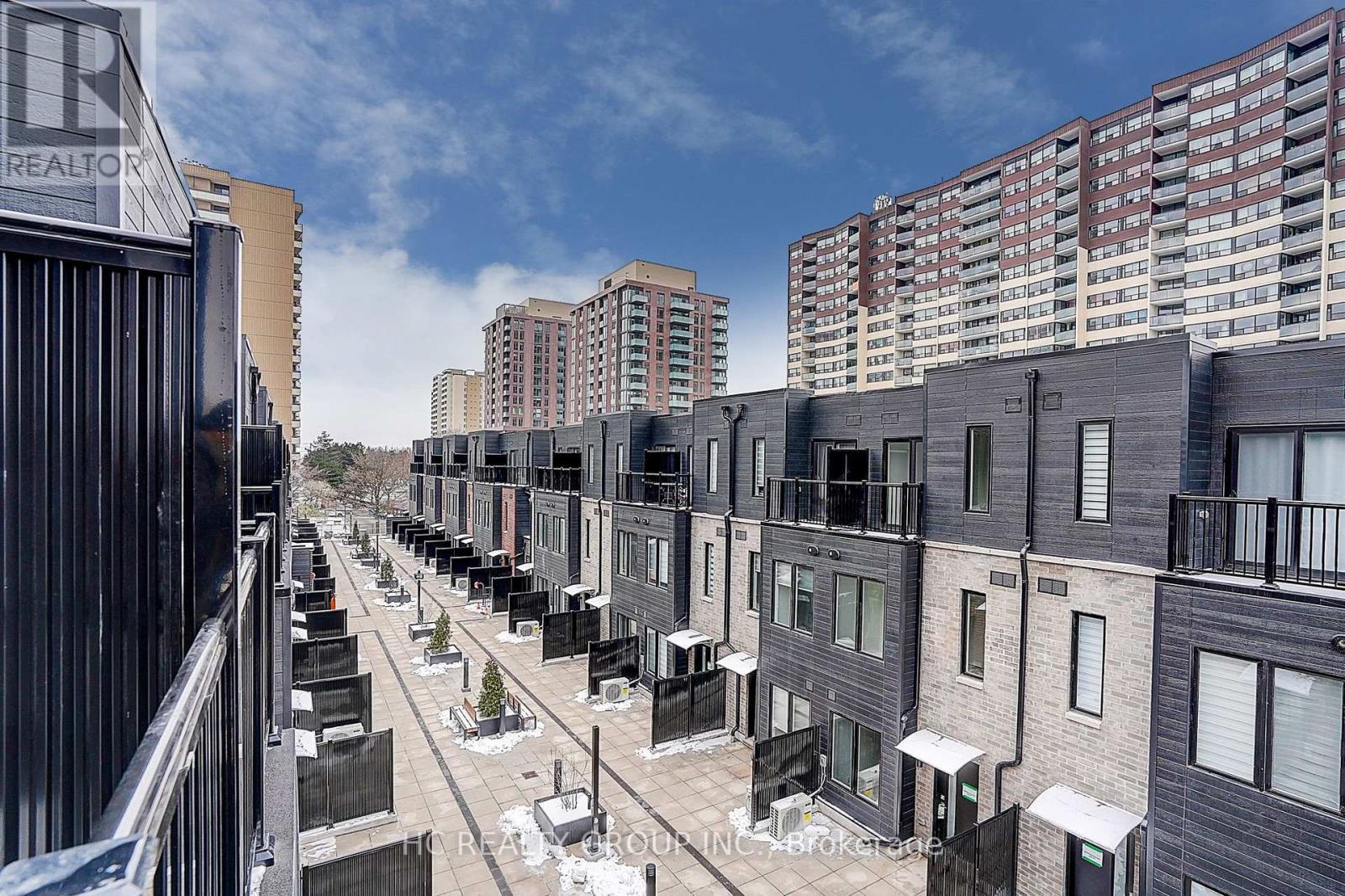 36 - 30 Calamint Lane, Toronto, ON - Outdoor