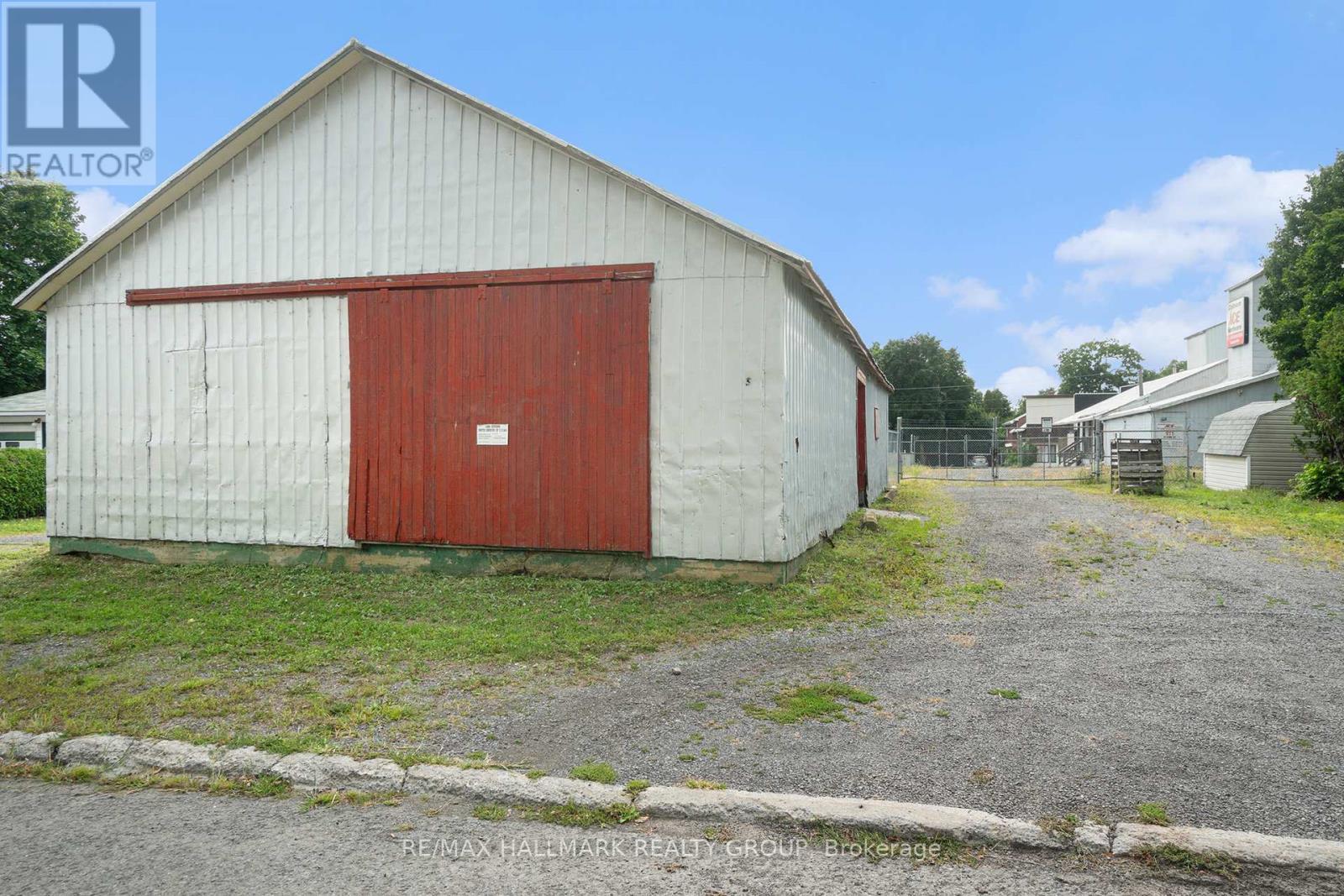 33 King Street, North Dundas, ON