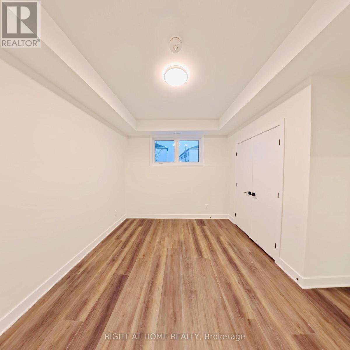 4787J Bank Street, Ottawa, ON - Indoor Photo Showing Other Room