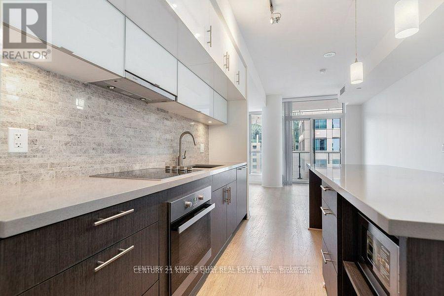 1703 - 8 Mercer Street, Toronto, ON - Indoor Photo Showing Kitchen With Upgraded Kitchen
