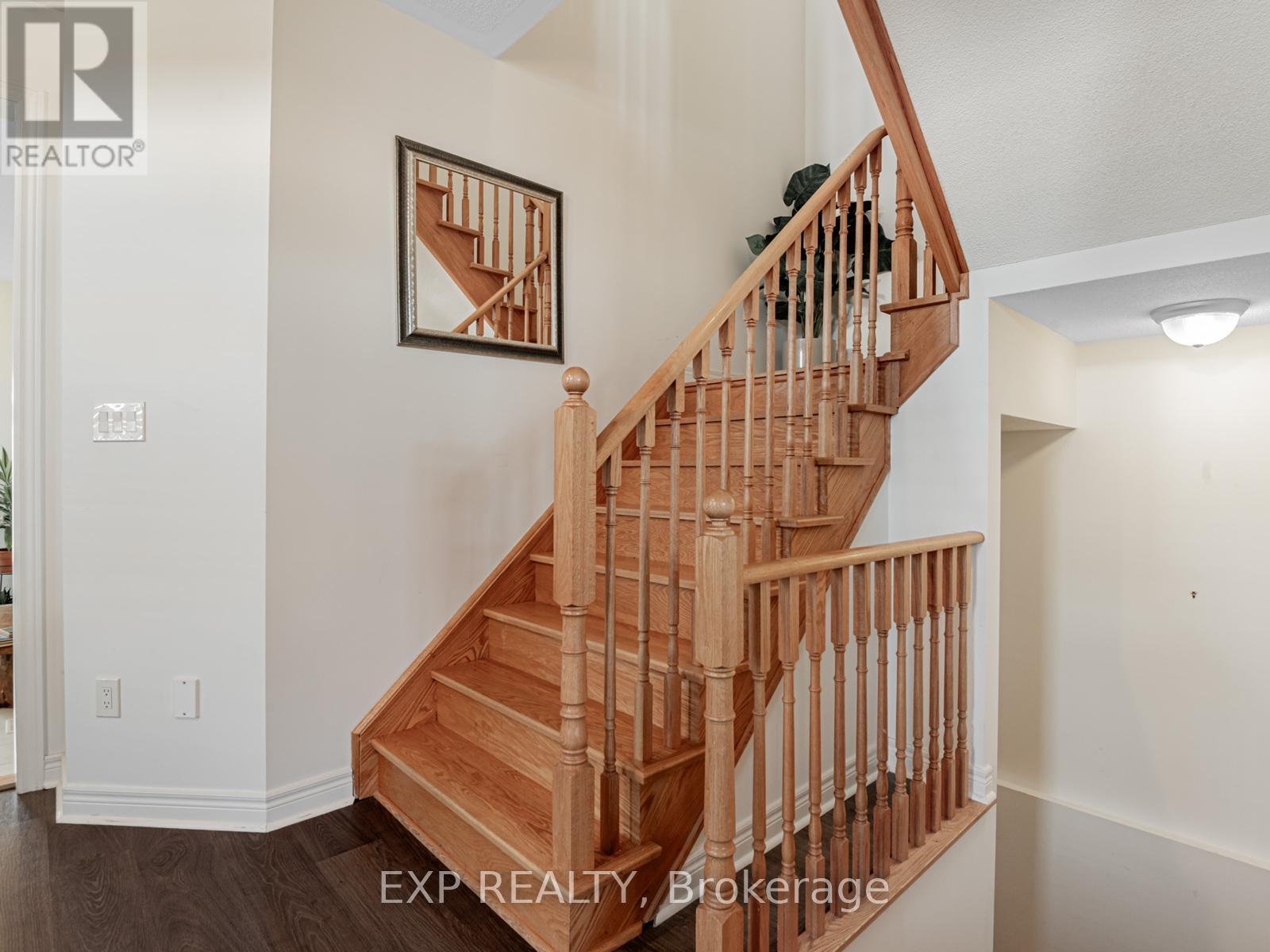 2 Angela Street, Bradford West Gwillimbury, ON - Indoor Photo Showing Other Room